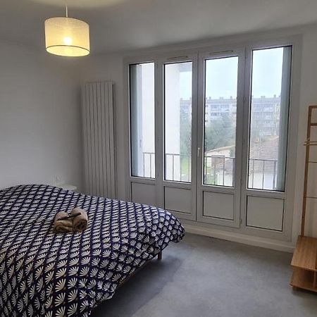 Private Room In Shared Apartment IV Beauvais Dış mekan fotoğraf