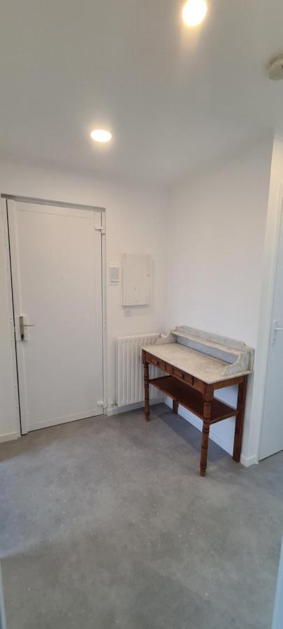 Private Room In Shared Apartment IV Beauvais Dış mekan fotoğraf